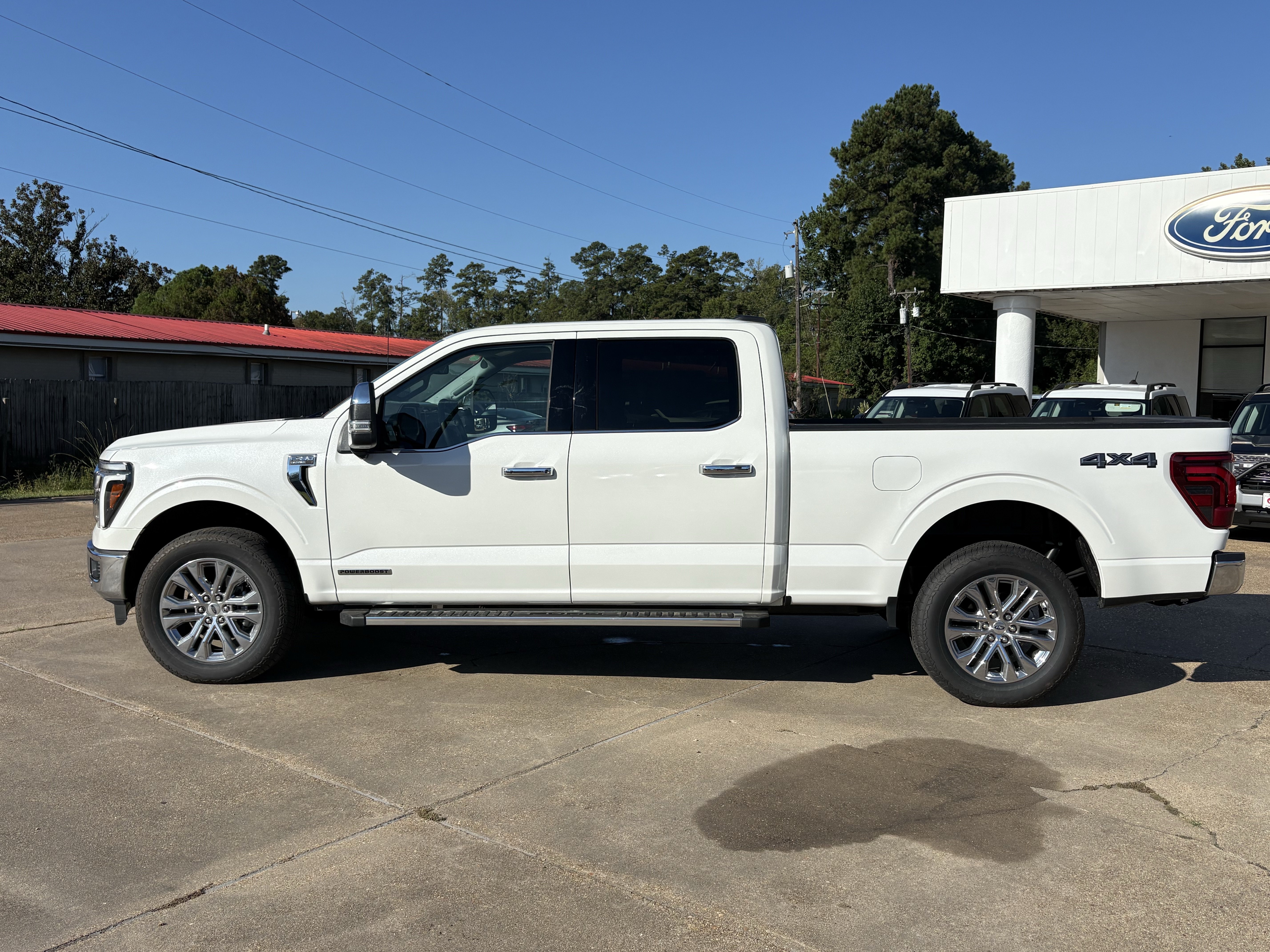 New 2025 Ford F-150 Lariat Truck SuperCrew Cab