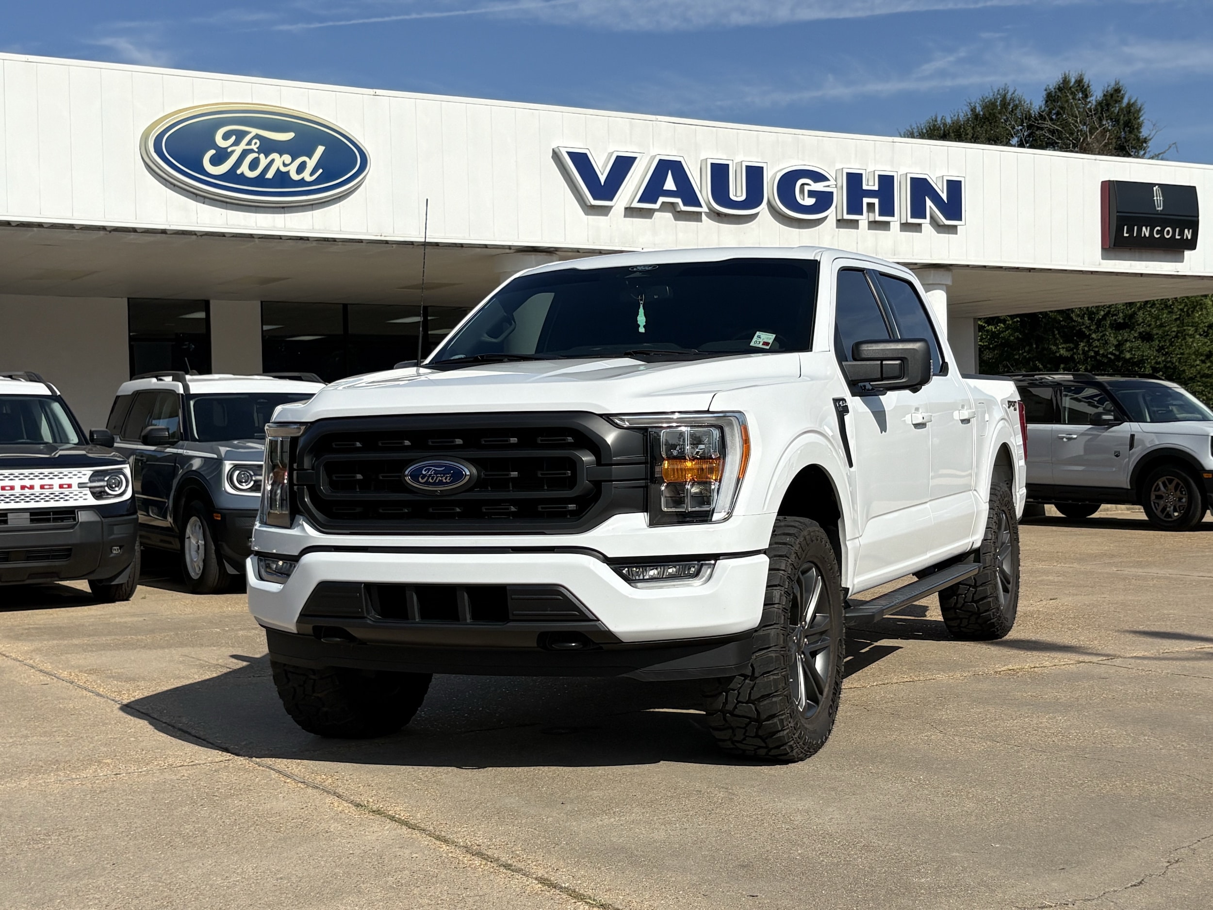 2022 Ford F-150 Truck SuperCrew Cab 