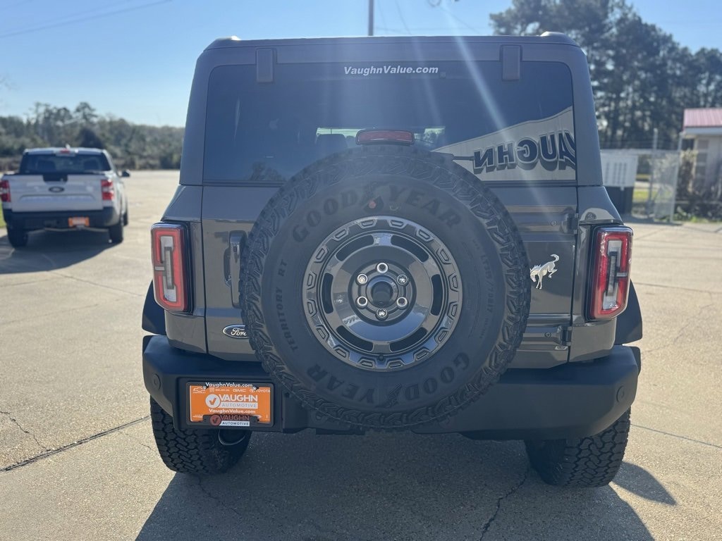 New 2025 Ford Bronco Outer Banks SUV