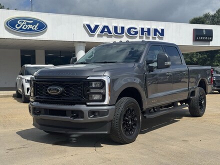 2025 Ford F-250SD Truck Crew Cab