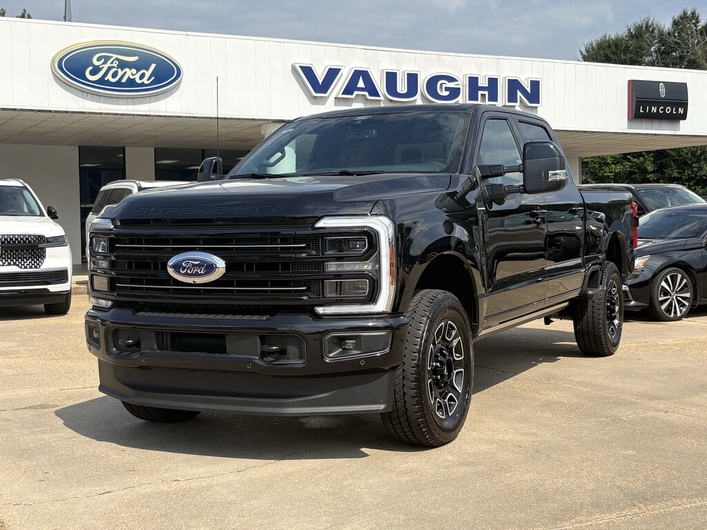 New 2026 Ford Super Duty F-350 SRW Platinum Truck Crew Cab