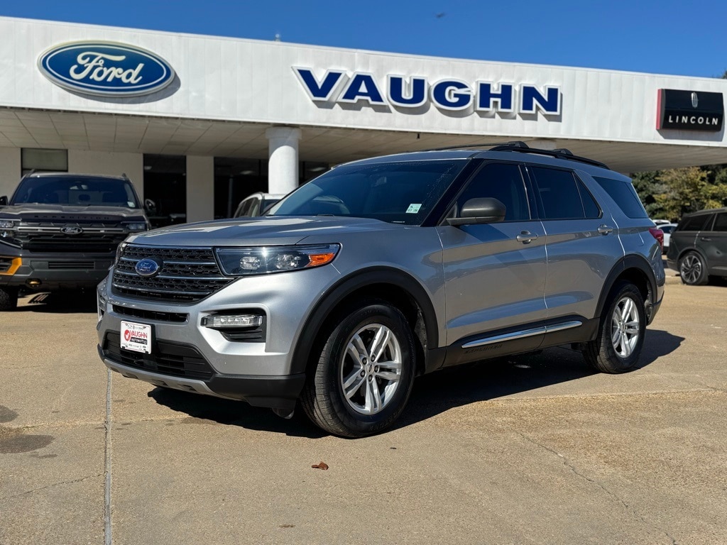 2021 Ford Explorer XLT's photo