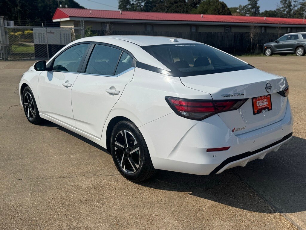 2024 Nissan Sentra SV photo 3