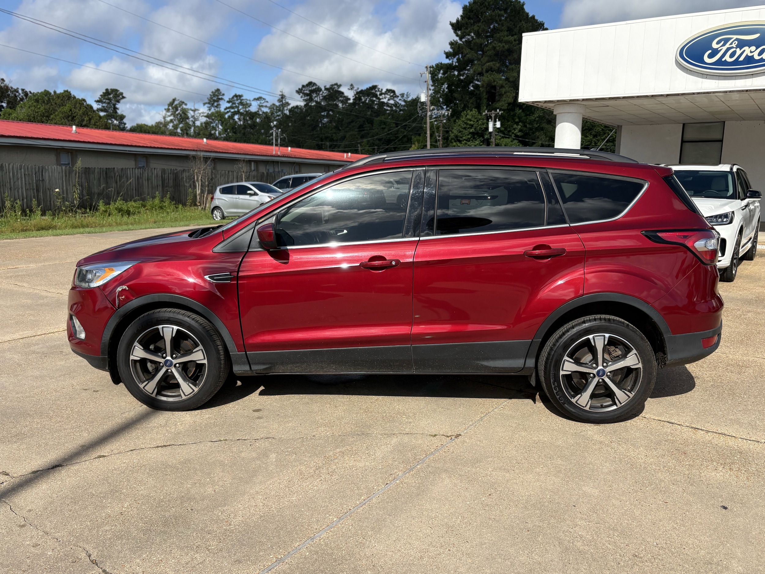 Used 2018 Ford Escape SEL with VIN 1FMCU0HD9JUB20264 for sale in Oakdale, LA