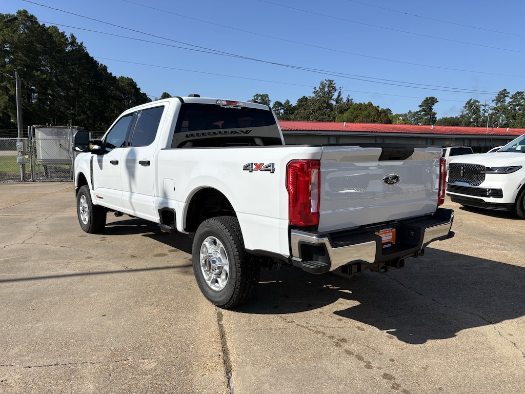 New 2026 Ford Super Duty F-250 SRW XLT Truck Crew Cab