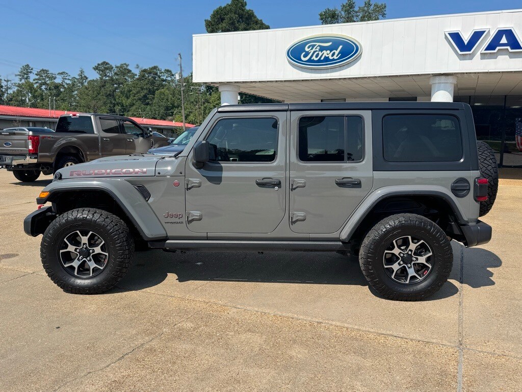 2019 Jeep Wrangler Unlimited Rubicon photo 2