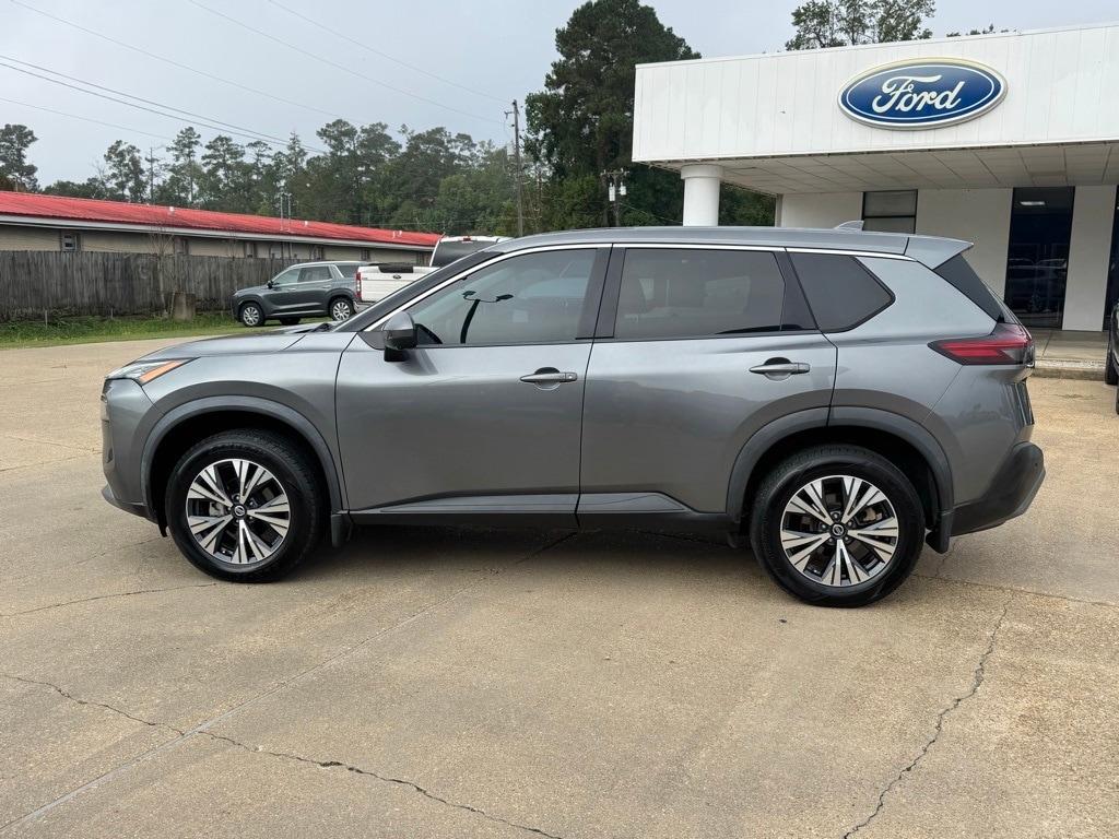 Used 2021 Nissan Rogue SV with VIN 5N1AT3BA4MC708268 for sale in Oakdale, LA