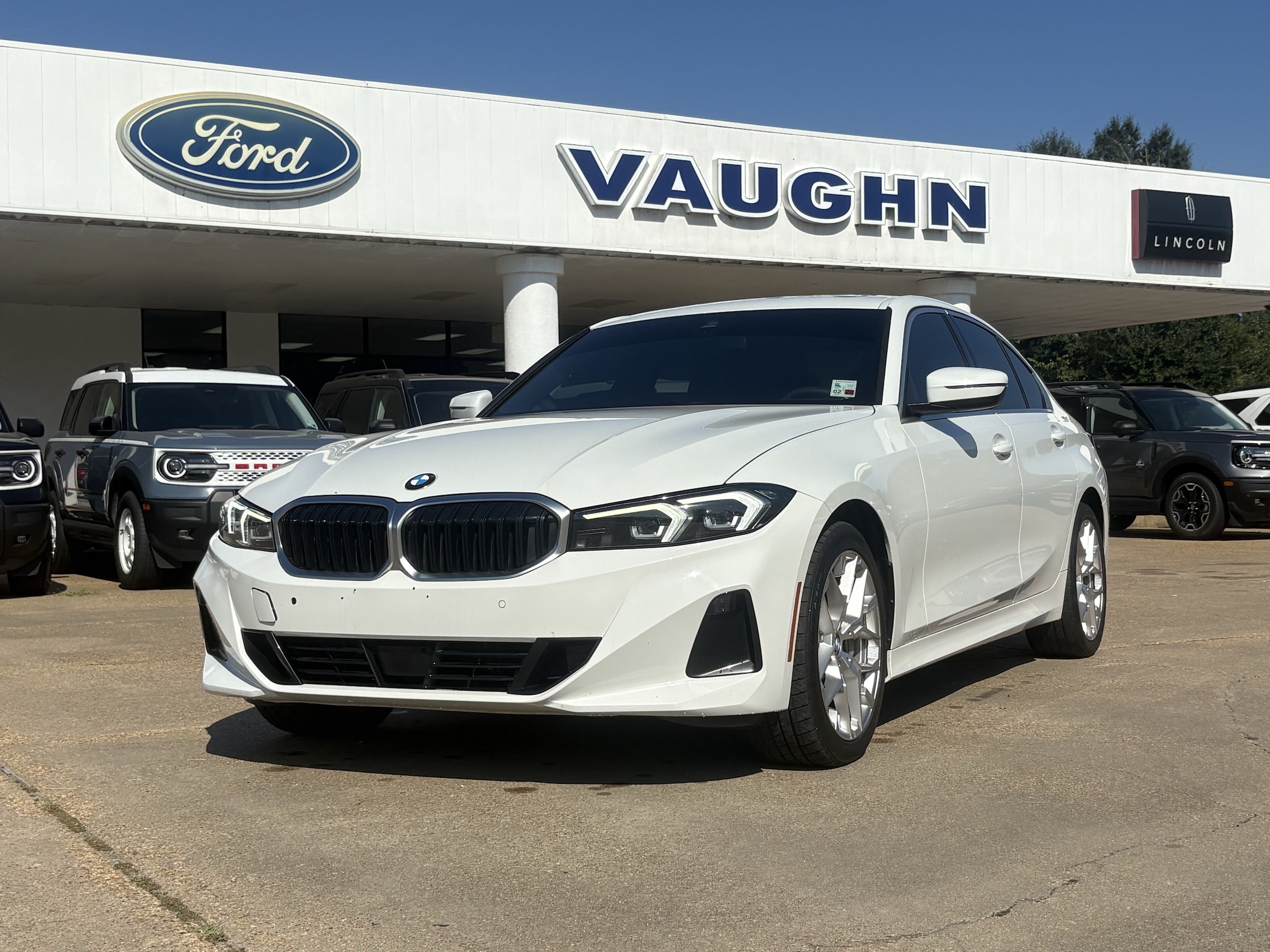 2025 BMW 3 Series 330i