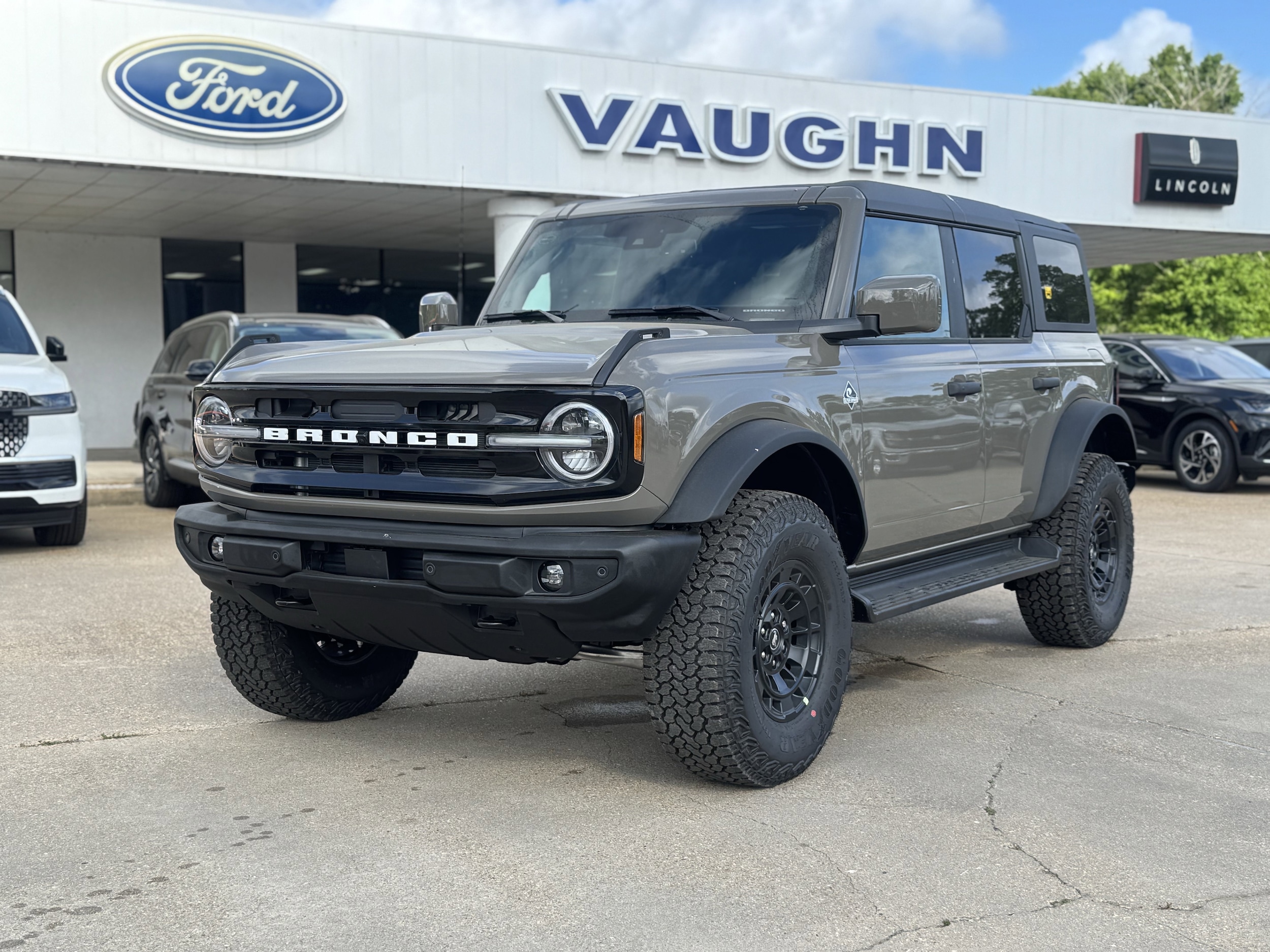 2026 Ford Bronco SUV 