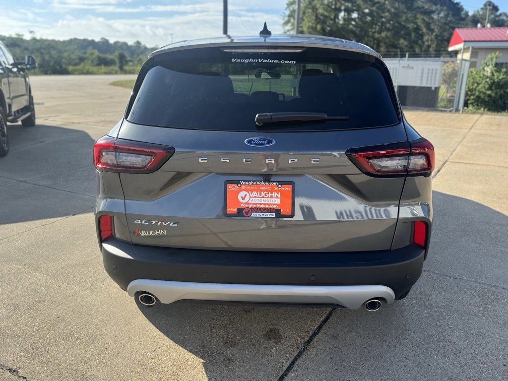 2025 Ford Escape Premium photo 4