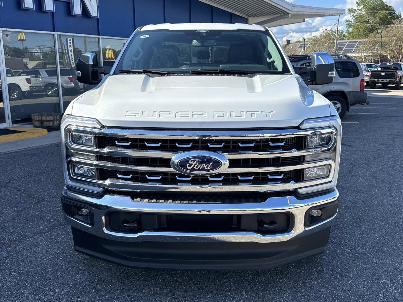 2026 Ford F-250 Lariat photo 2