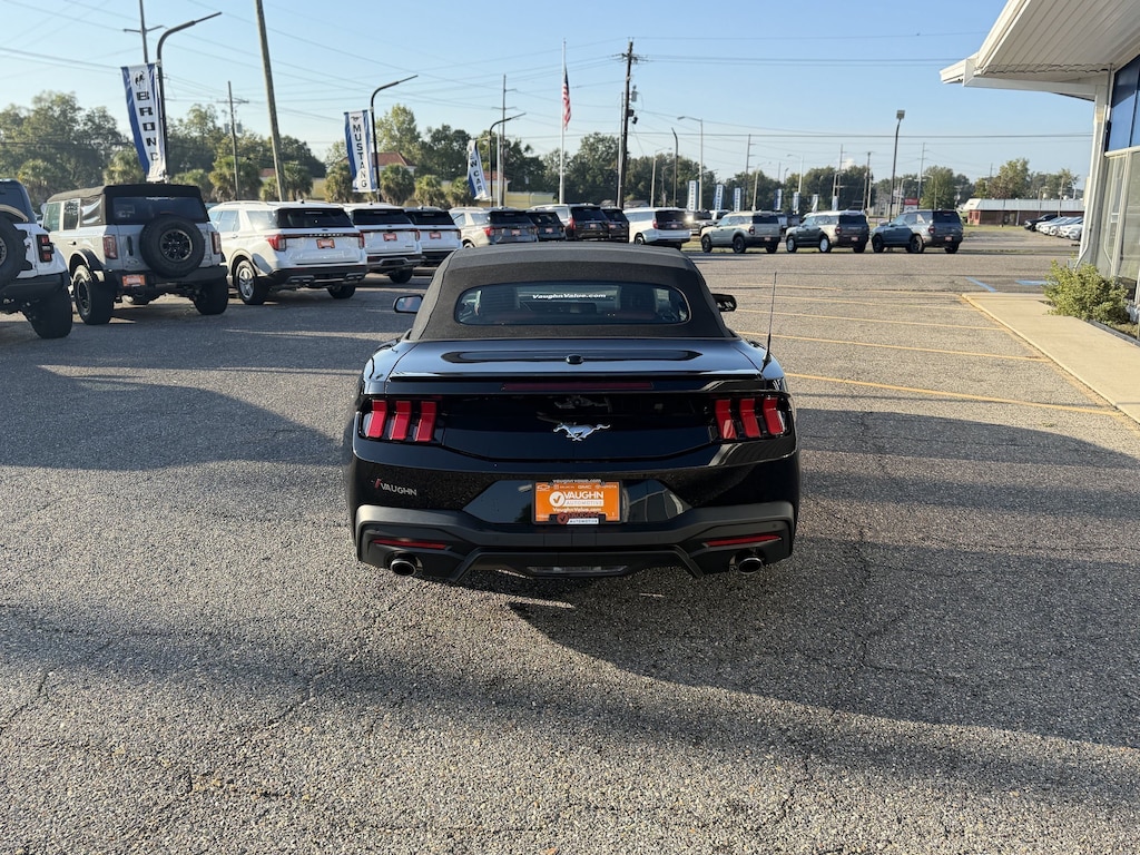 Used 2025 Ford Mustang Convertible