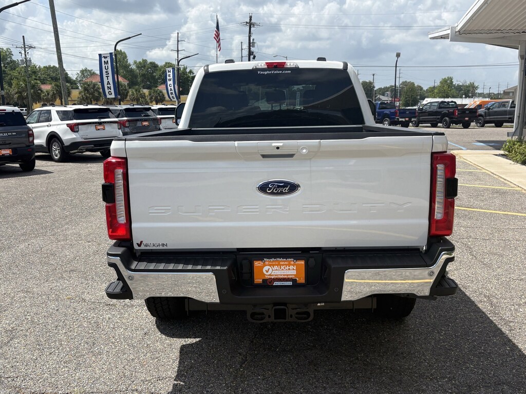 New 2026 Ford Super Duty F-250 SRW Lariat Truck Crew Cab