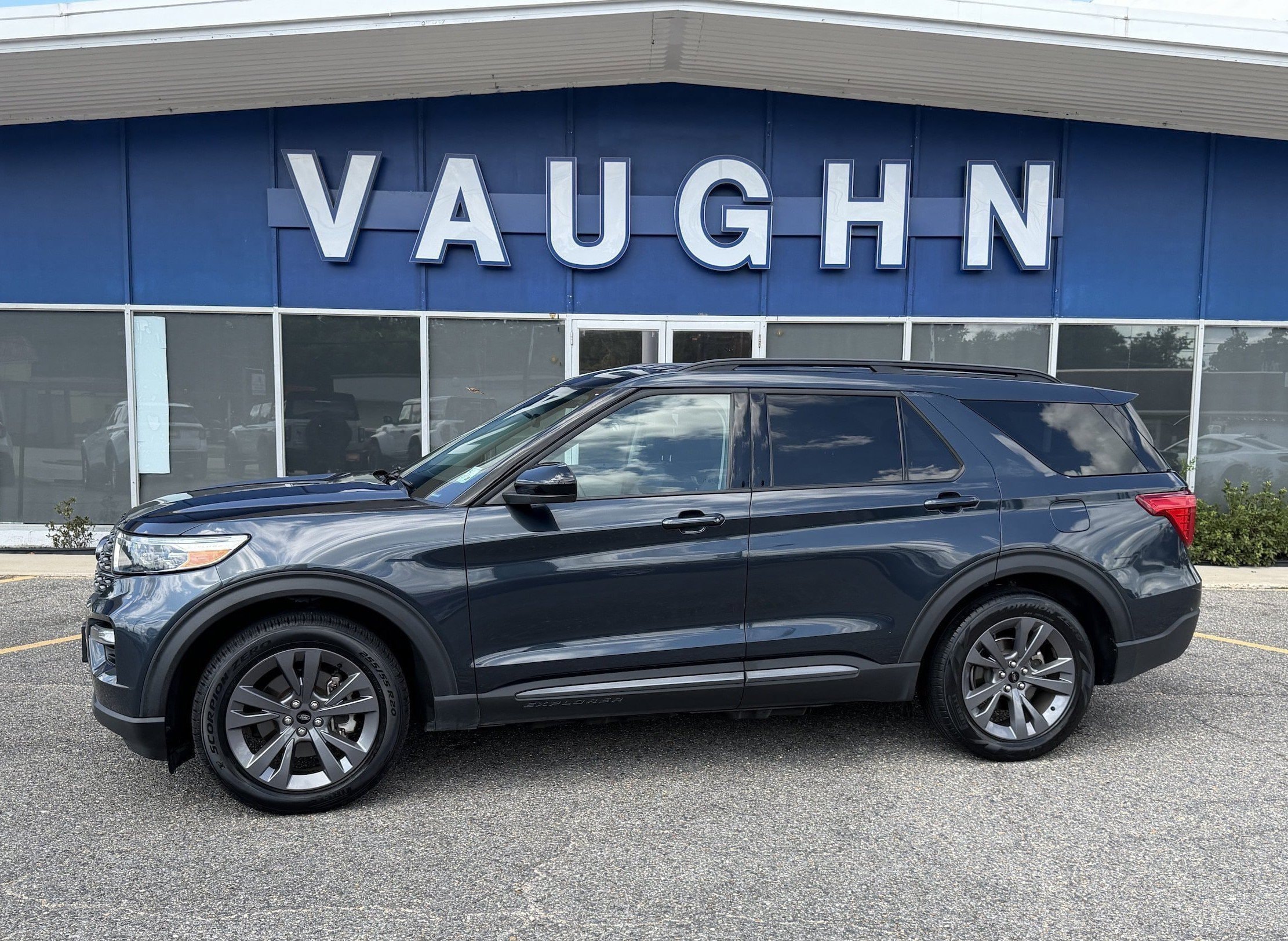 2023 Ford Explorer