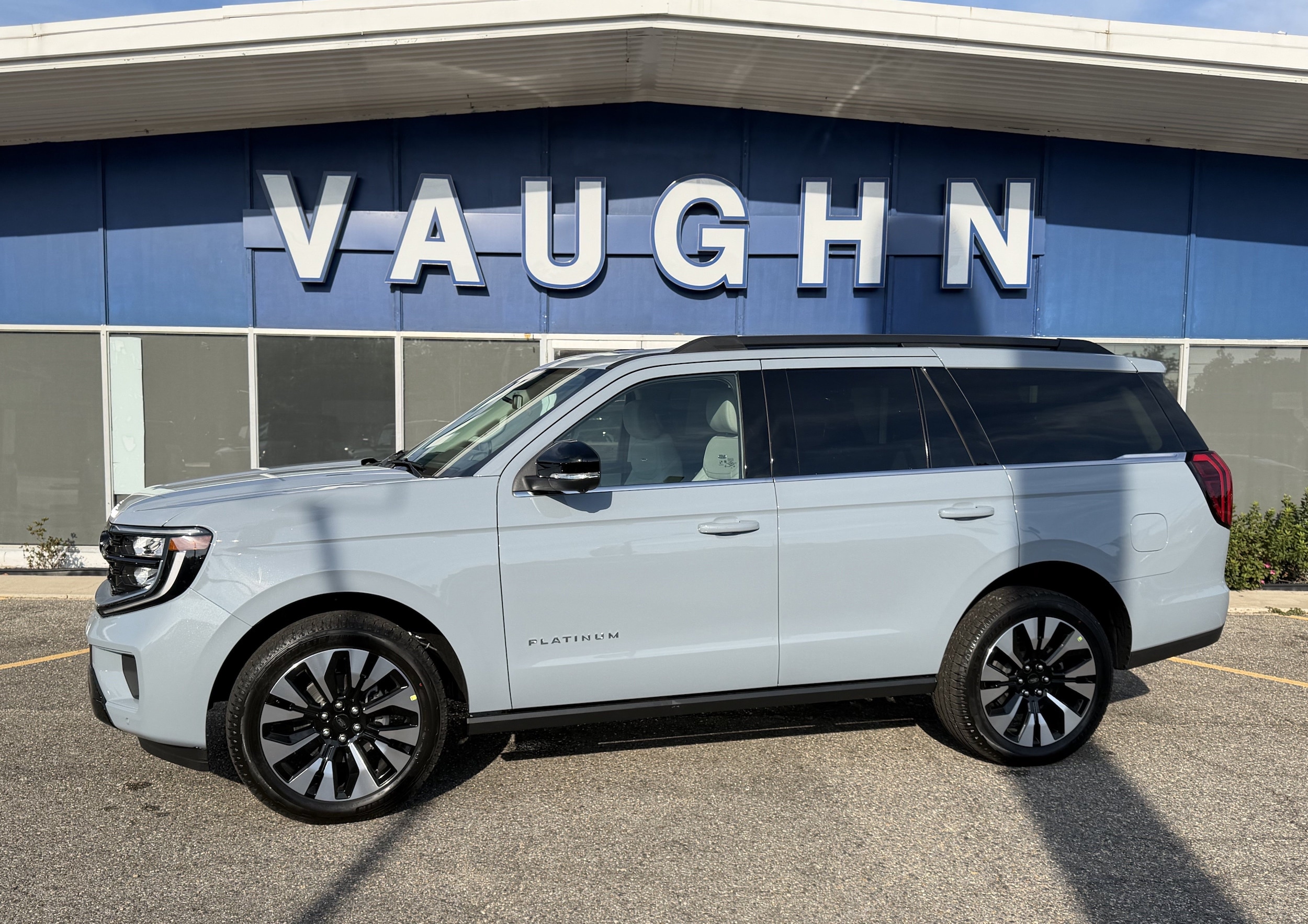 2027 Ford Expedition Platinum