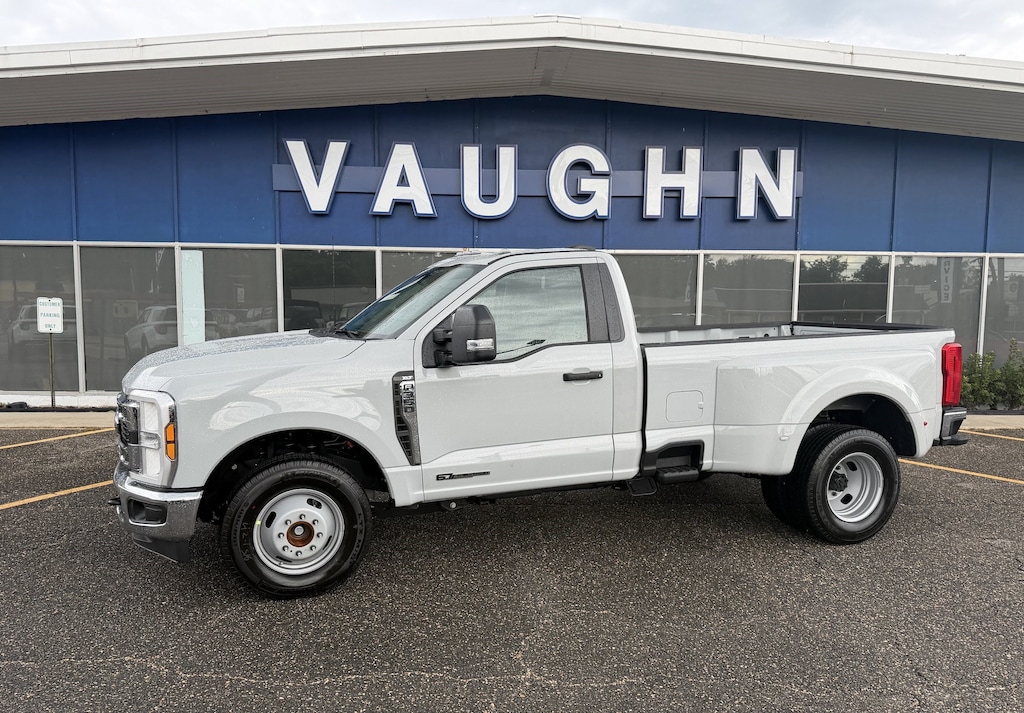 New 2026 Ford Super Duty F-350 DRW Truck Regular Cab