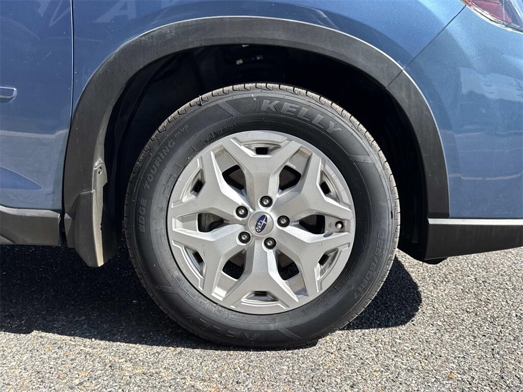 2019 Subaru Forester Base photo 3