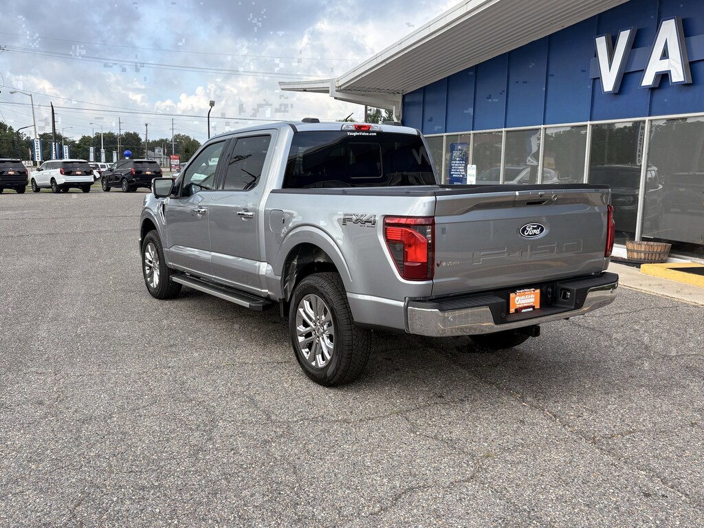 New 2026 Ford F-150 XLT Truck SuperCrew Cab