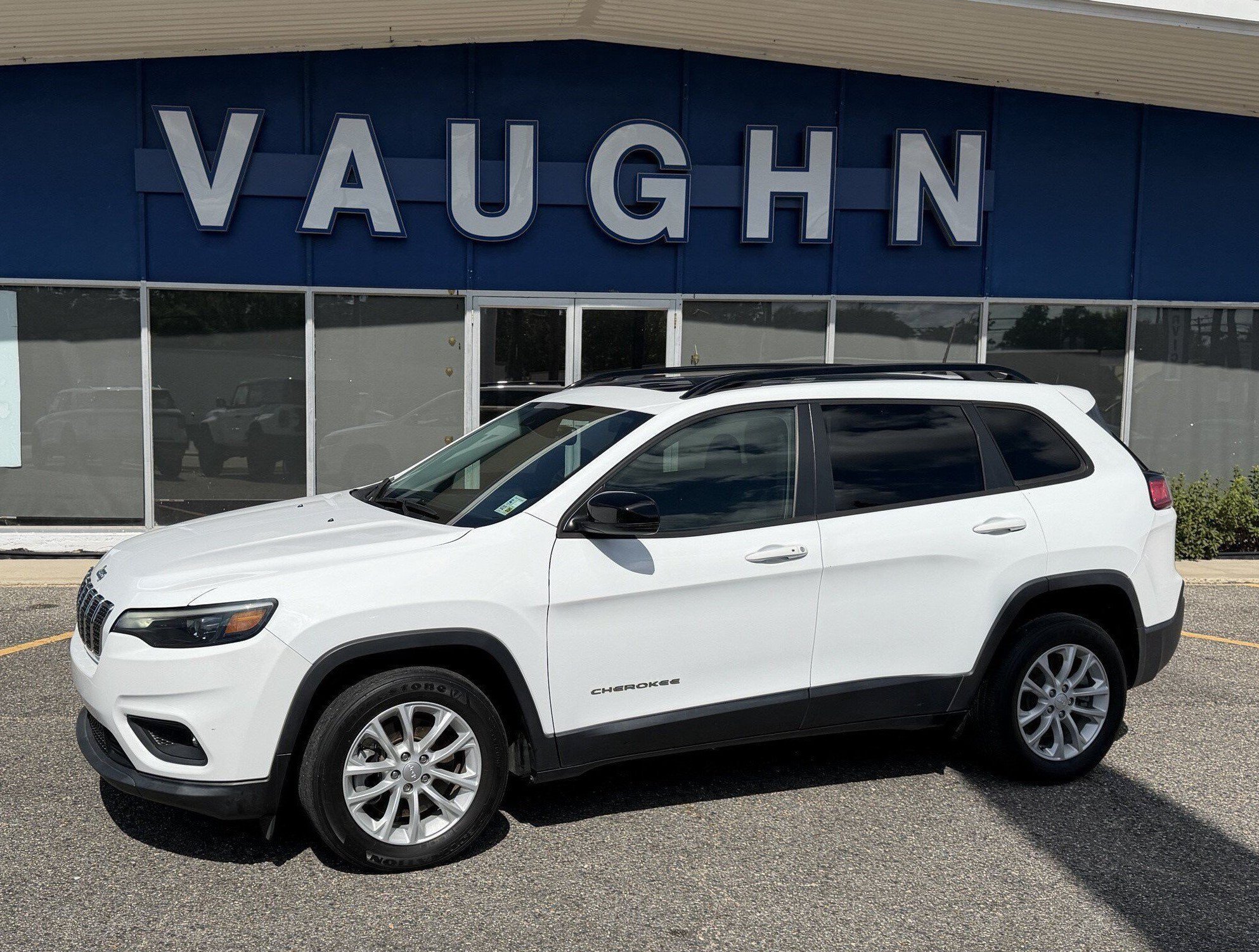 2022 Jeep Cherokee Latitude Lux