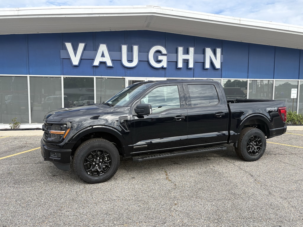 New 2025 Ford F-150 XLT Truck SuperCrew Cab