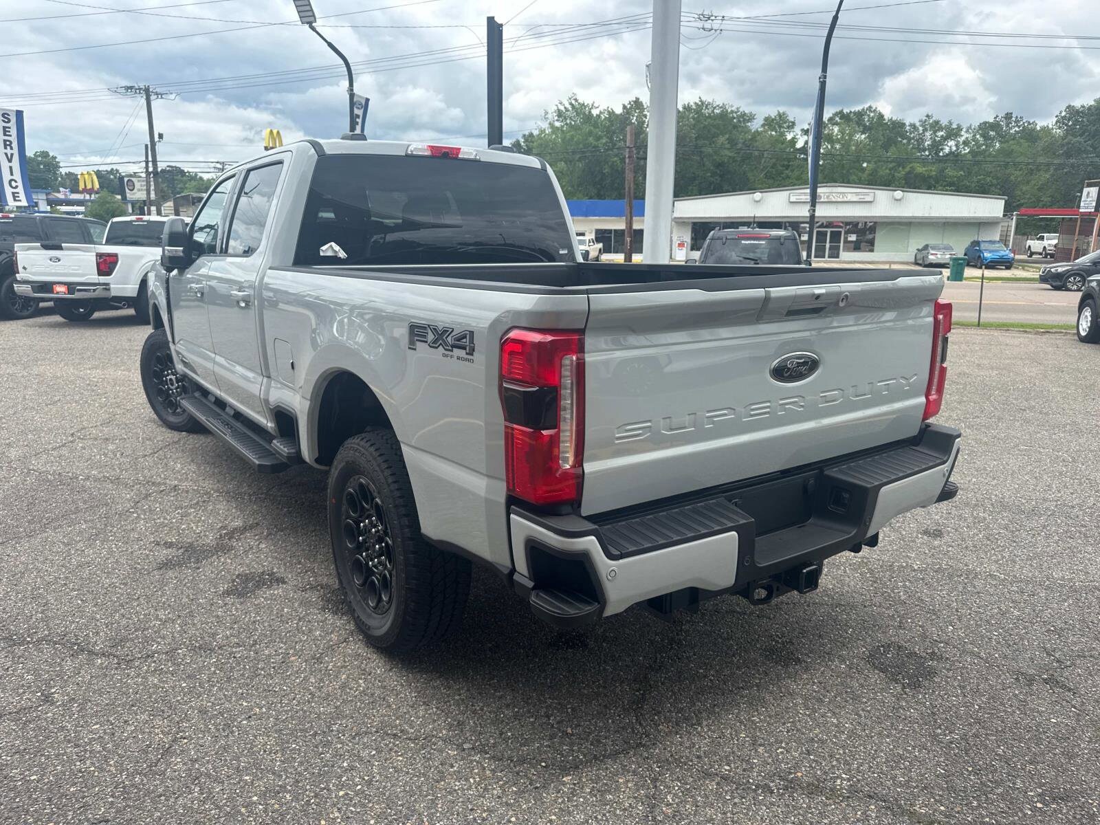 2025 Ford F-250 XLT photo 4