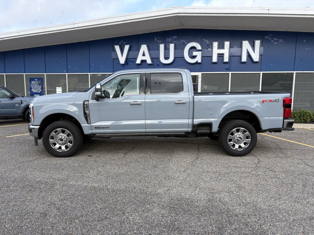 New 2026 Ford Super Duty F-250 SRW Lariat Truck Crew Cab