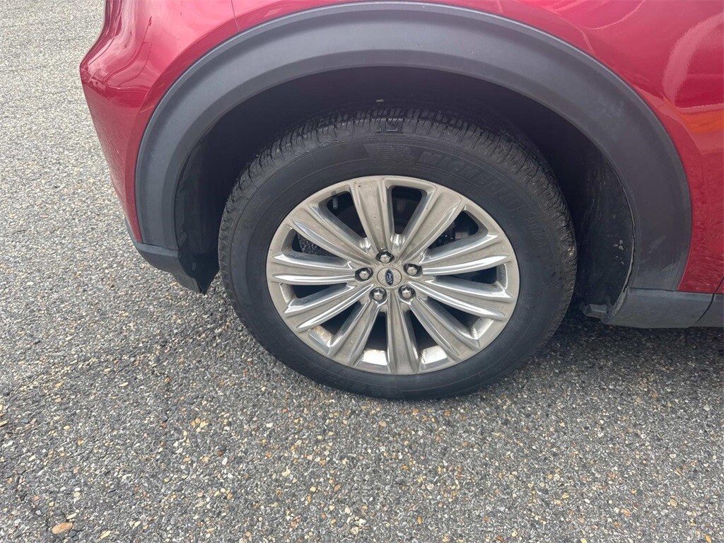 2020 Ford Explorer Limited photo 3