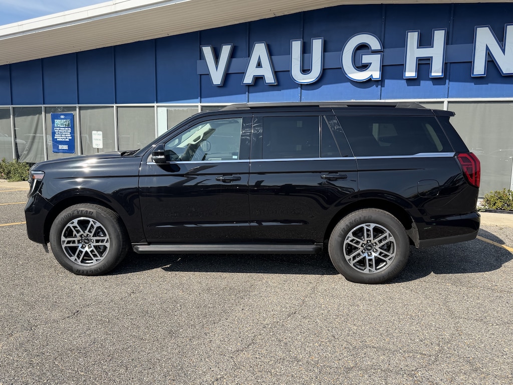 New 2026 Ford Expedition Active SUV
