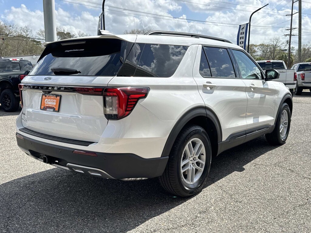 New 2026 Ford Explorer Active (200A) SUV