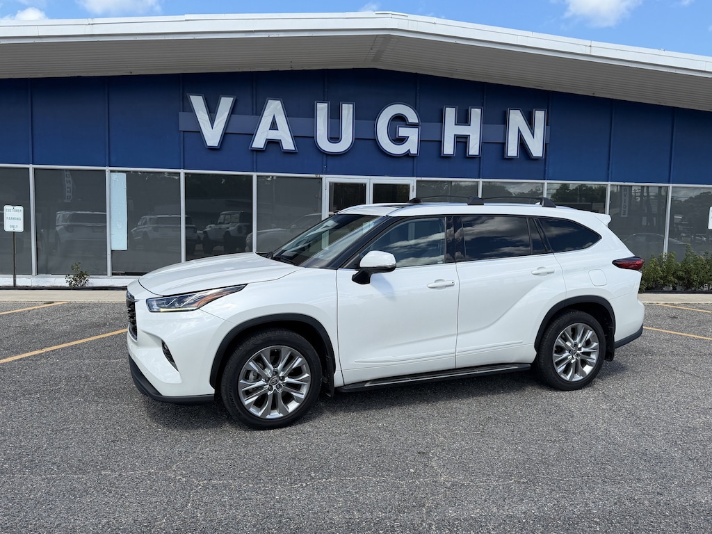 Used 2021 Toyota Highlander Limited SUV