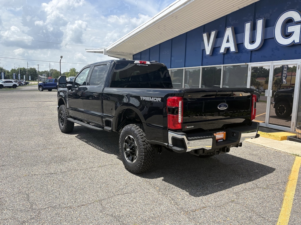 New 2026 Ford Super Duty F-250 SRW Lariat Truck Crew Cab
