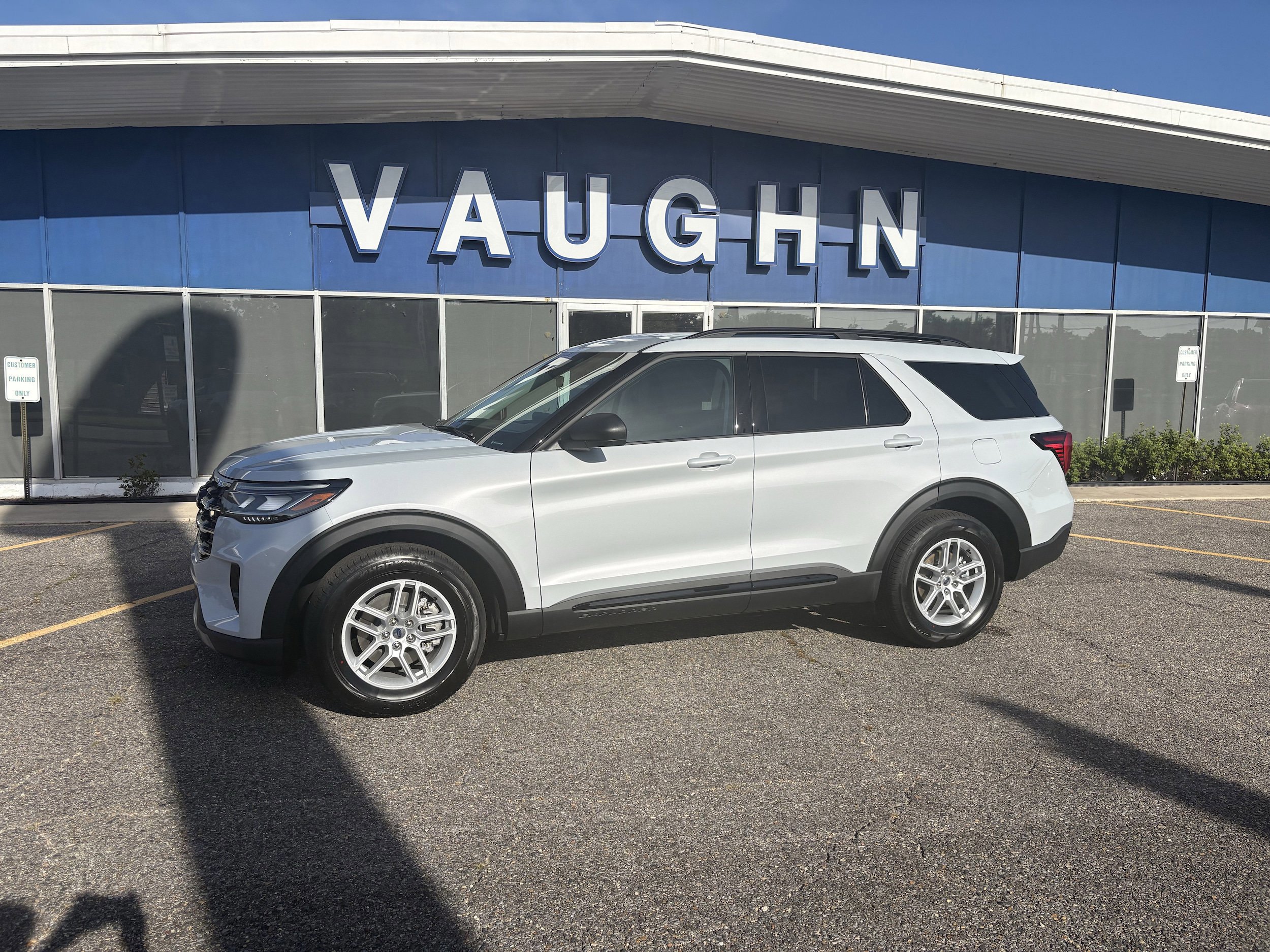 2026 Ford Explorer's photo