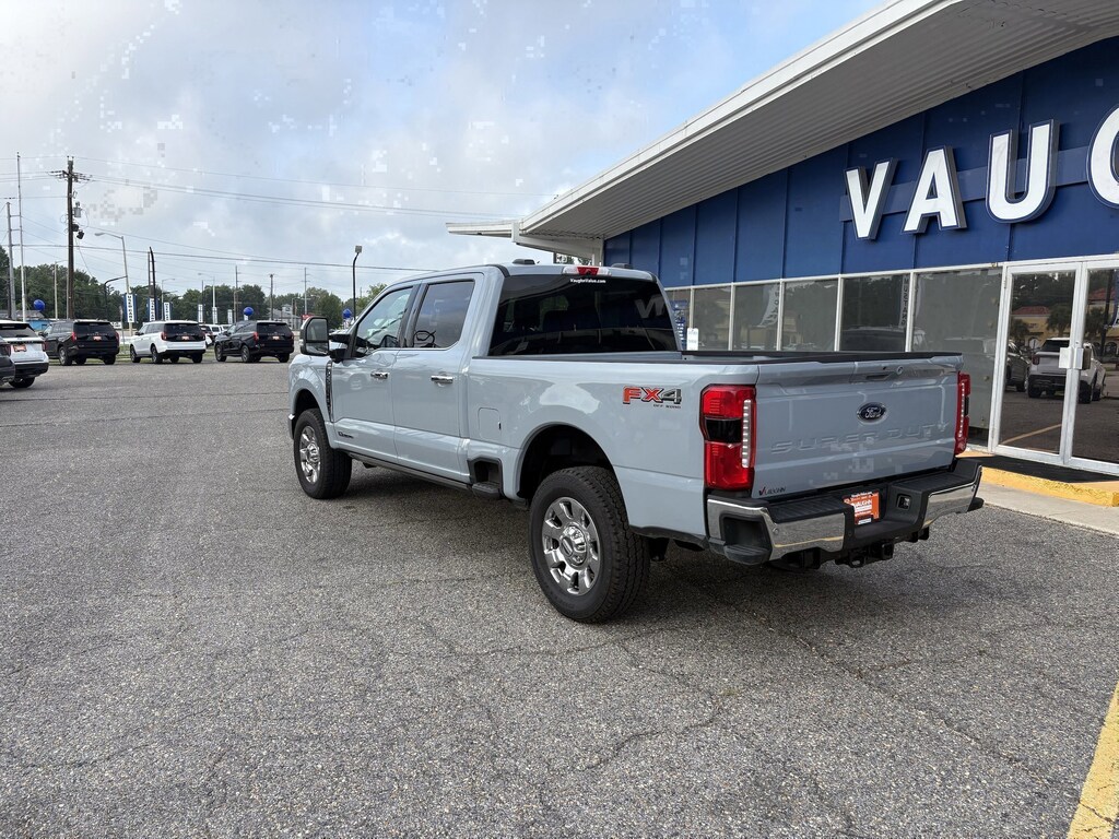 New 2026 Ford Super Duty F-250 SRW Lariat Truck Crew Cab