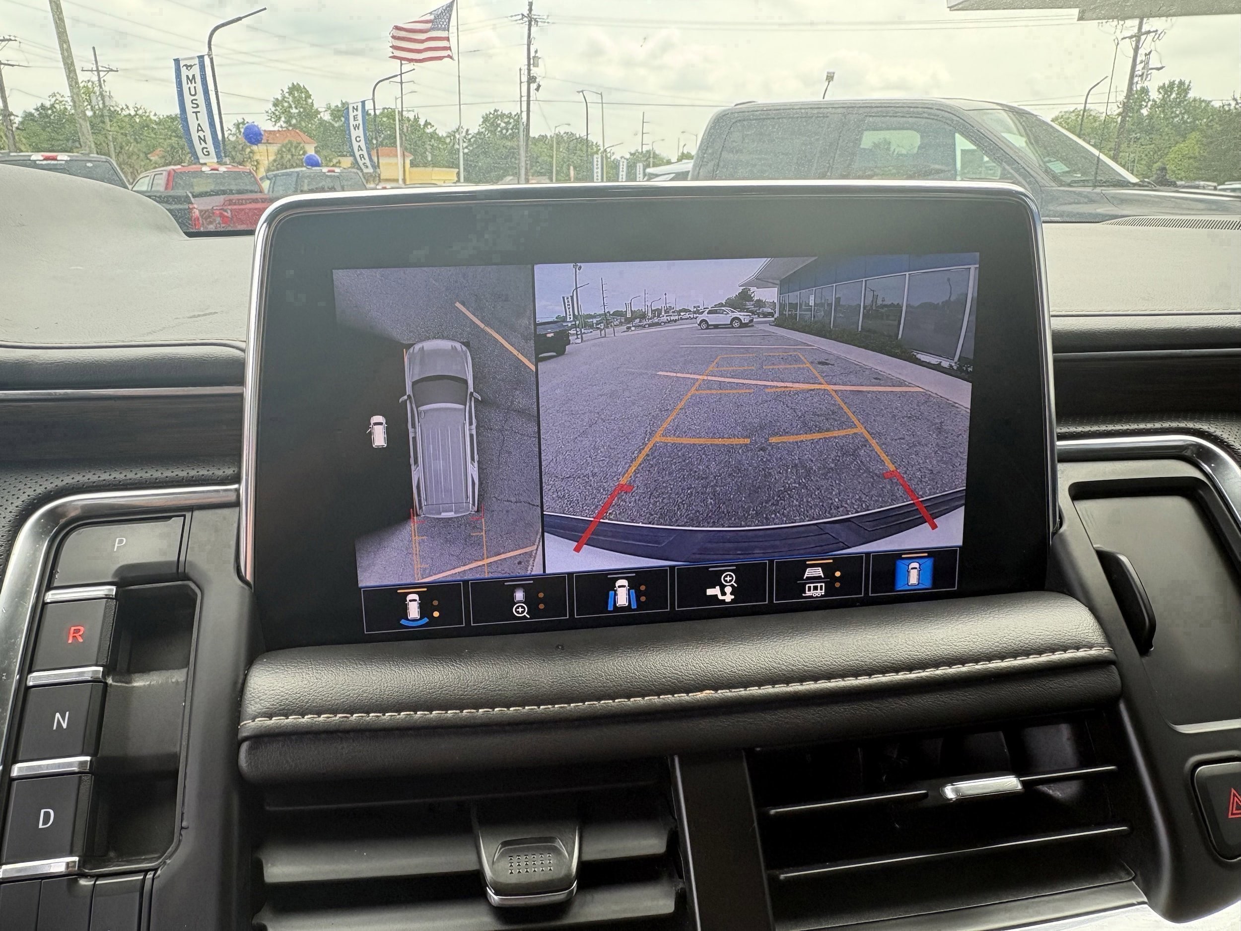 2021 Chevrolet Tahoe Premier - Photo 14