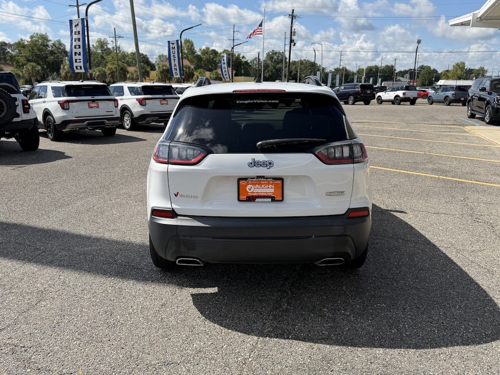 Used 2022 Jeep Cherokee Latitude Lux SUV