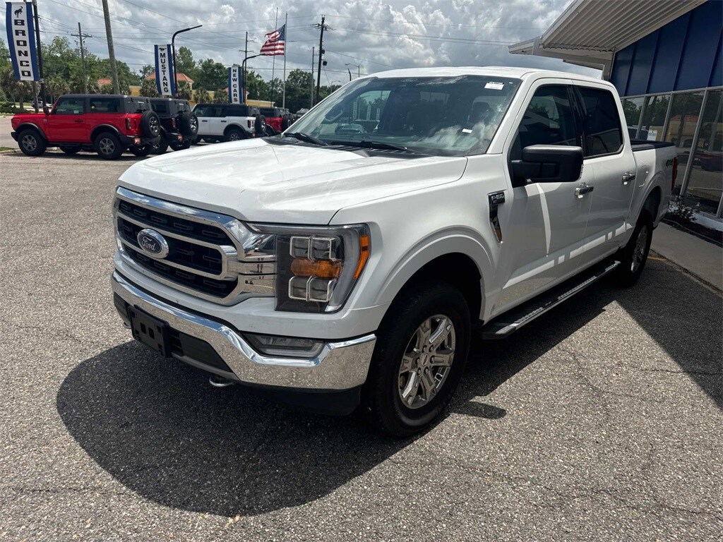 2021 Ford F-150 XLT photo 2