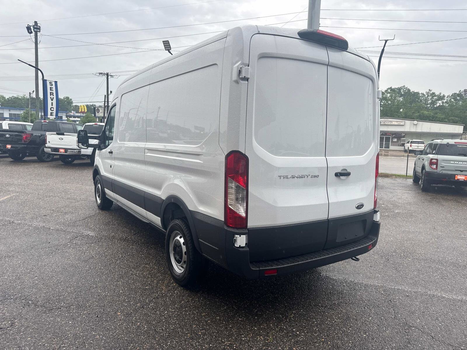 2025 Ford Transit Cargo Van photo 4