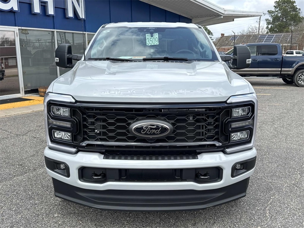 New 2026 Ford F-250SD XLT Truck Crew Cab