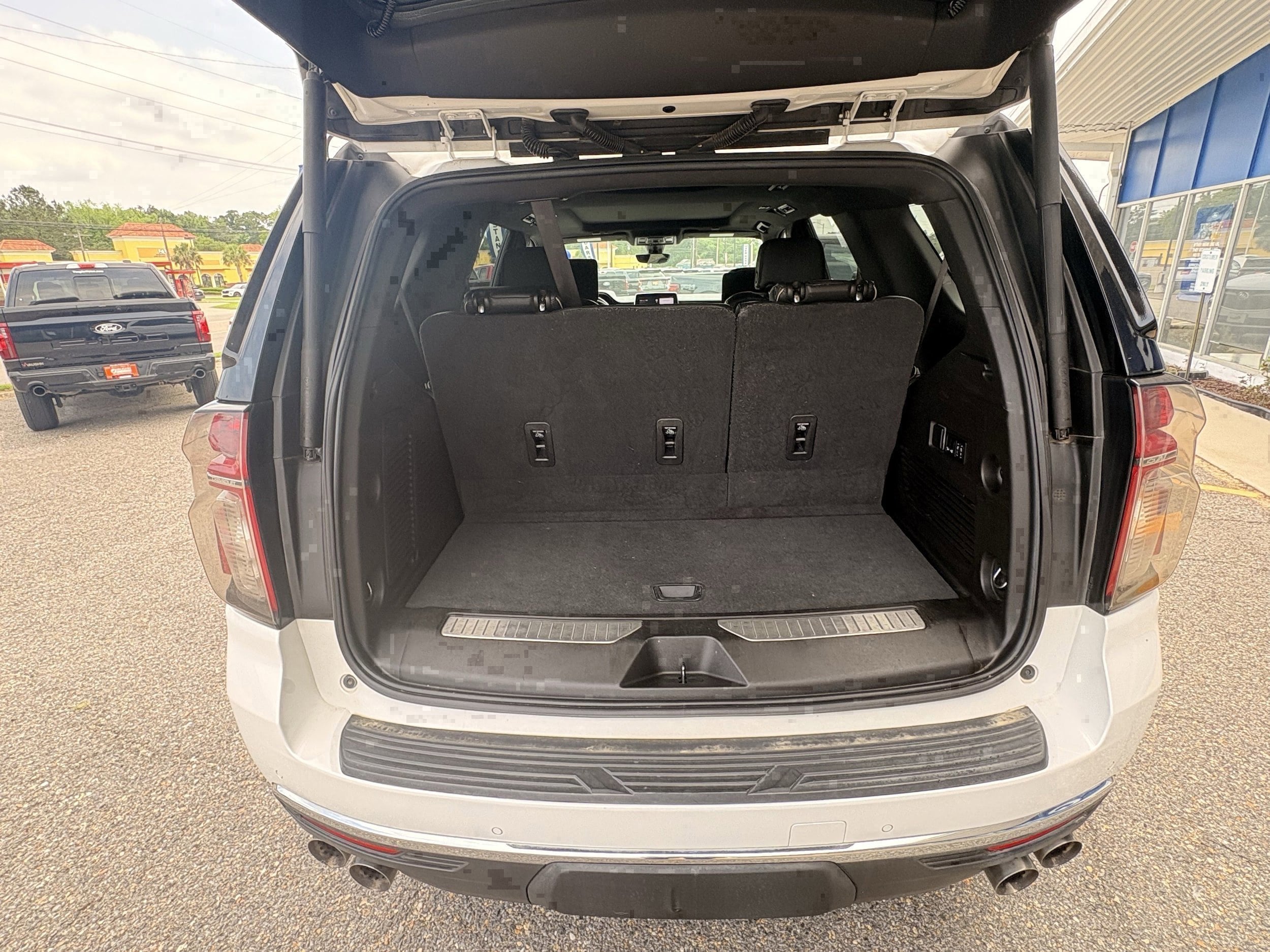2021 Chevrolet Tahoe Premier - Photo 19