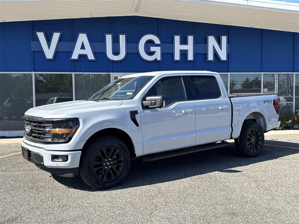 New 2025 Ford F-150 XLT Truck SuperCrew Cab
