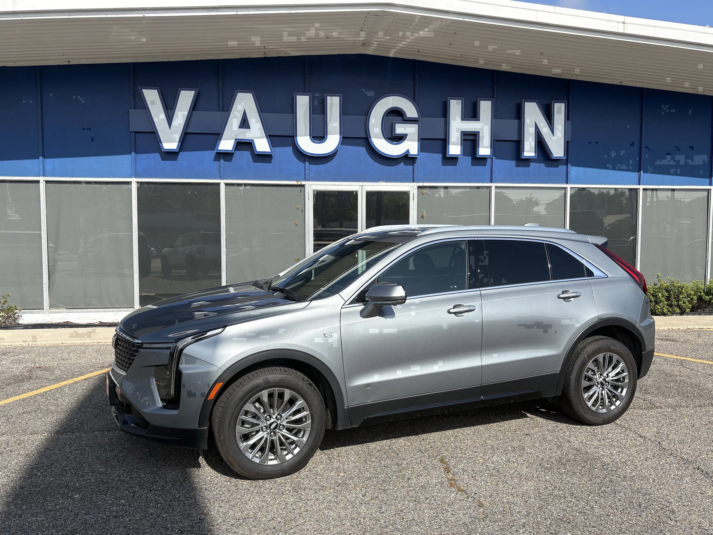 2025 Cadillac XT4 Premium Luxury