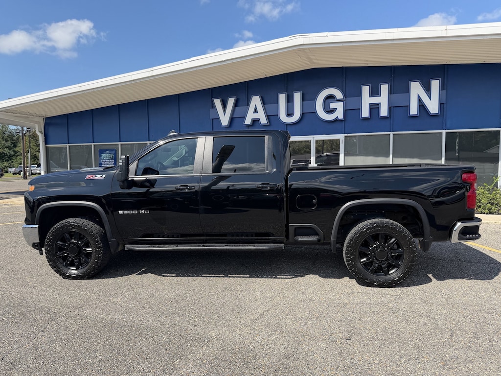 Used 2025 Chevrolet Silverado 2500 HD LT Truck Crew Cab
