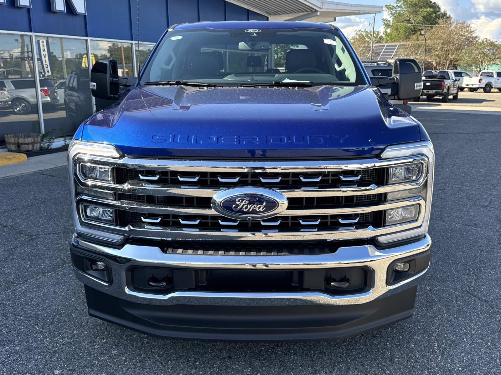 2026 Ford F-250 Lariat photo 2