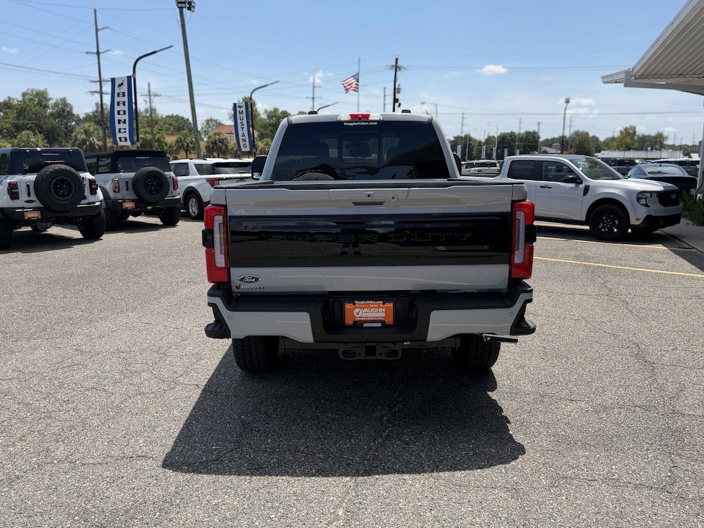 New 2026 Ford Super Duty F-250 SRW Platinum Truck Crew Cab