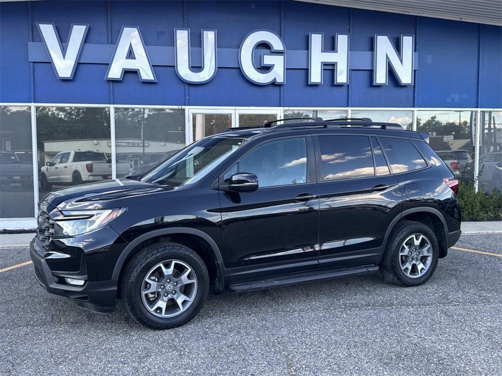 Used 2023 Honda Passport TrailSport SUV