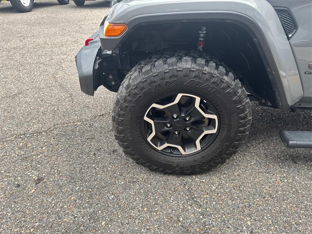 2021 Jeep Gladiator Rubicon photo 2