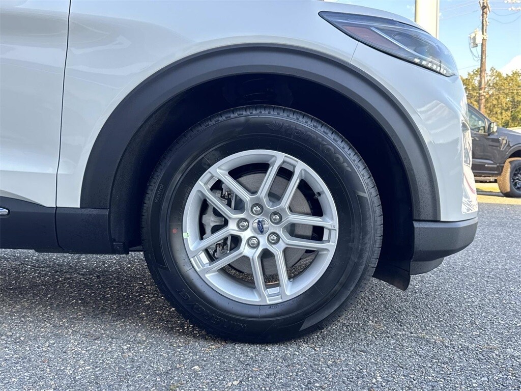 New 2025 Ford Explorer Active SUV