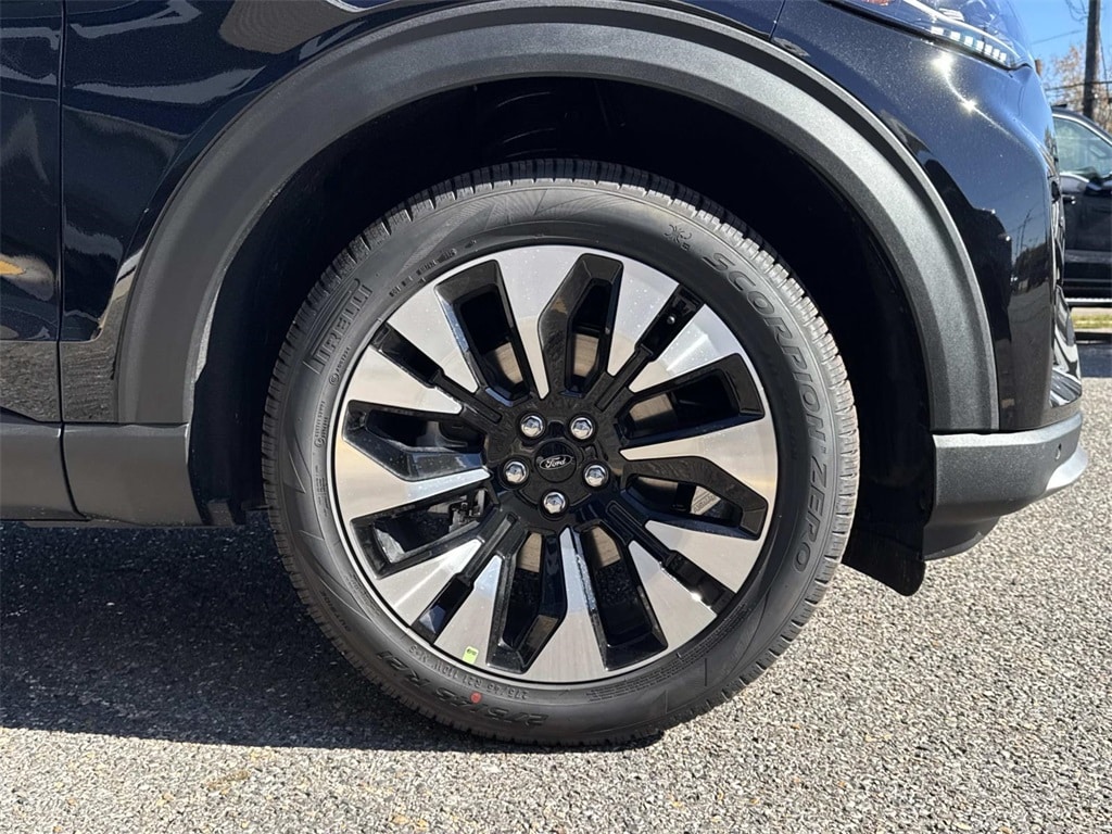 New 2026 Ford Explorer Platinum SUV