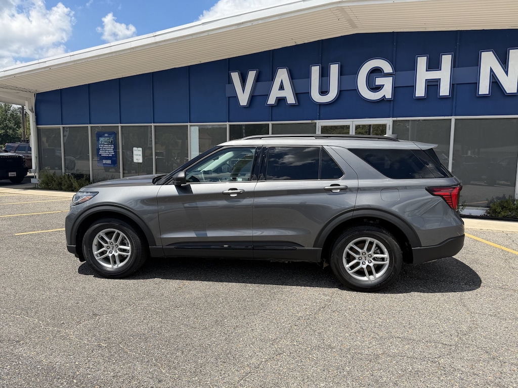 New 2026 Ford Explorer Active SUV