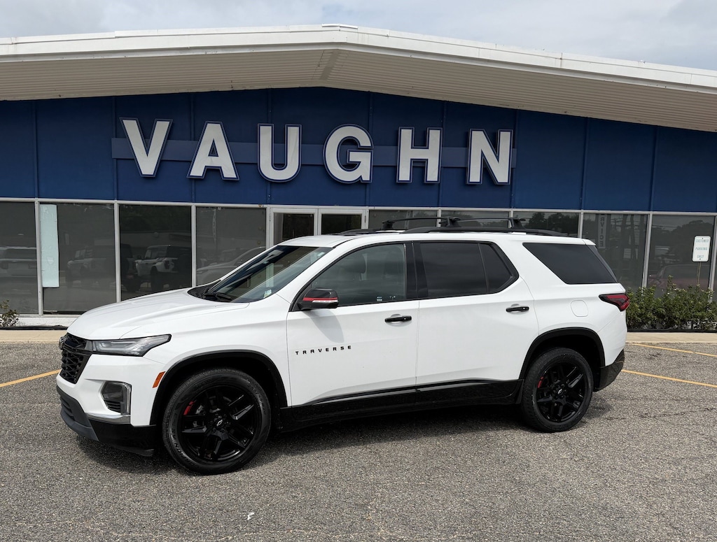 Used 2023 Chevrolet Traverse Premier SUV